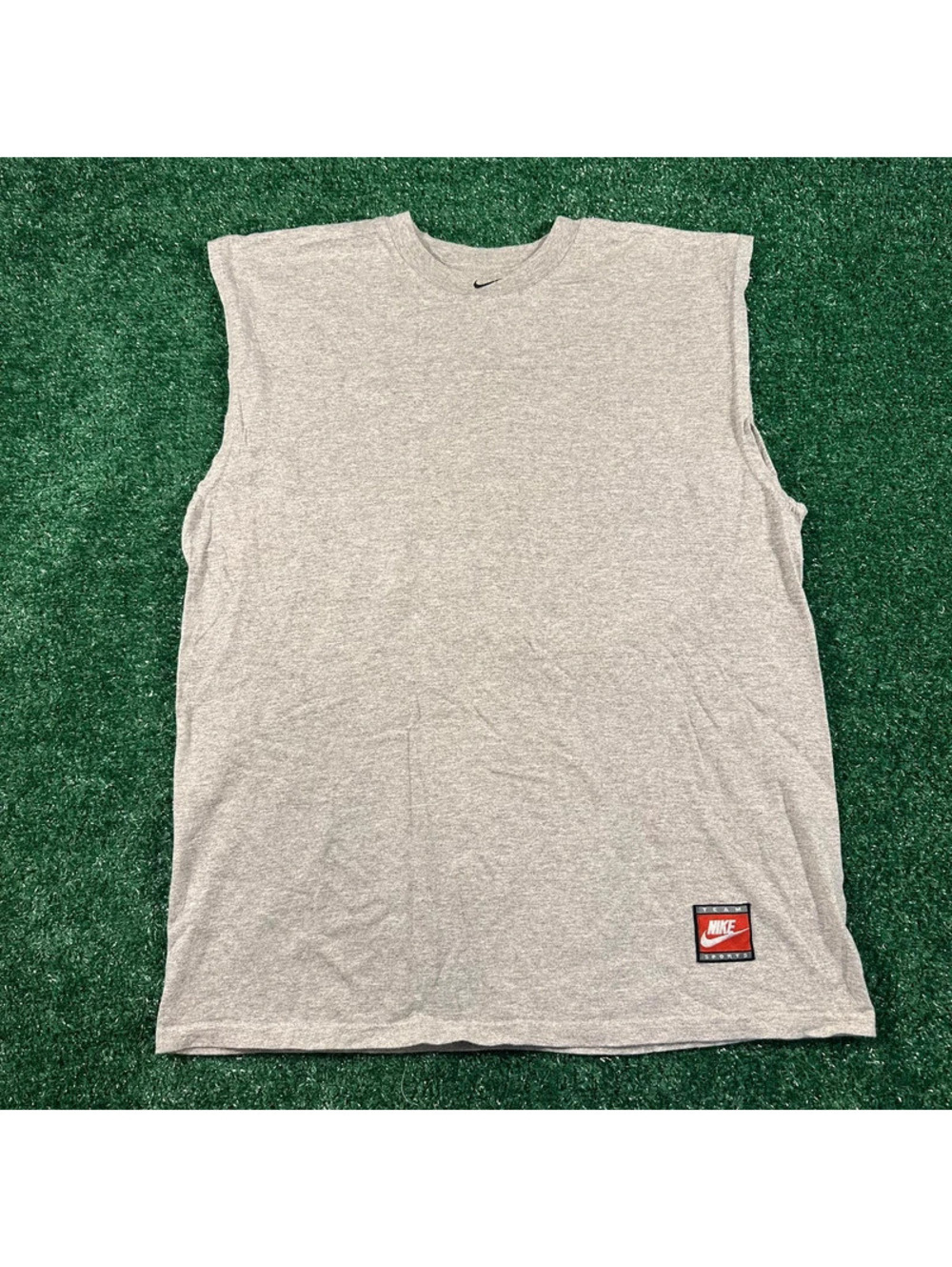 Vintage Y2K Nike tank top grey sleeveless shirt size large